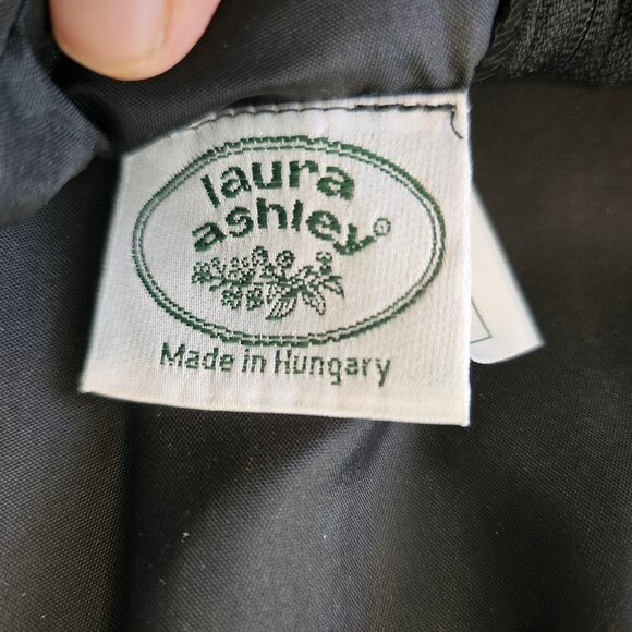 Laura Ashley Vintage 80s 90s Black Velvet Gold Taffeta Party Dress Size 8 - Picture 4 of 6